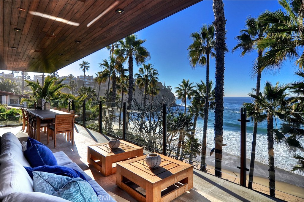 2495 Riviera Drive