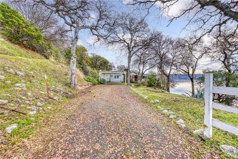 A home in Clearlake Oaks