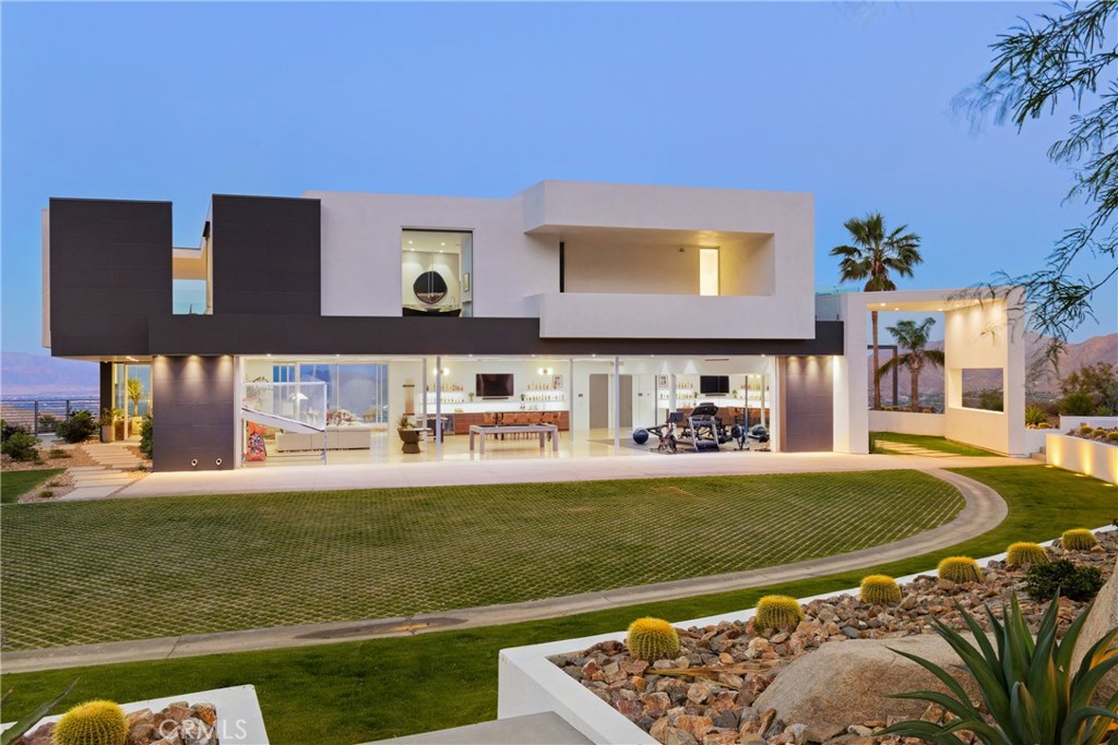 71170 Oasis Trail