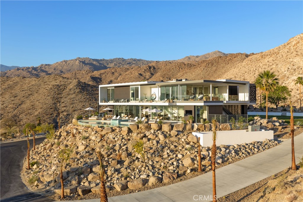 71170 Oasis Trail