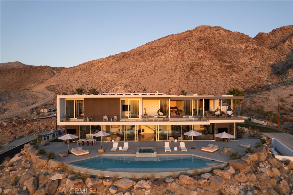 71170 Oasis Trail