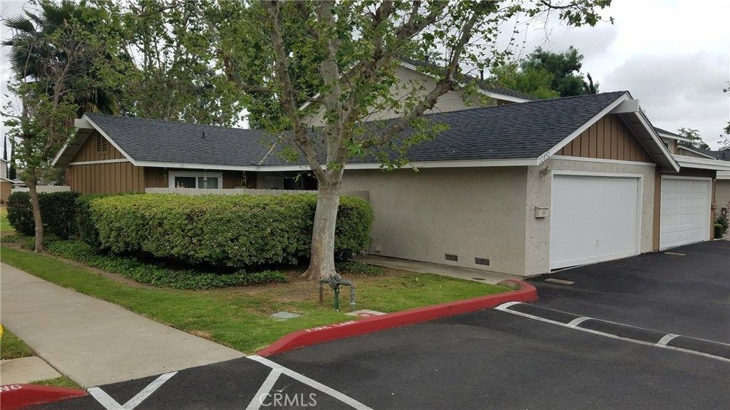 listing image 130722396972505802305