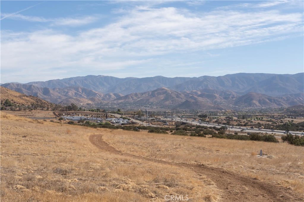 Custom Acton (CACTO) - Land