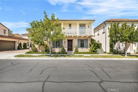 131 Donati Irvine CA 92602