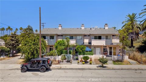 A home in Mission Hills (San Fernando)