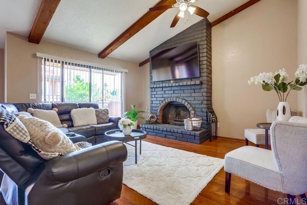 listing image 130725590358470584968