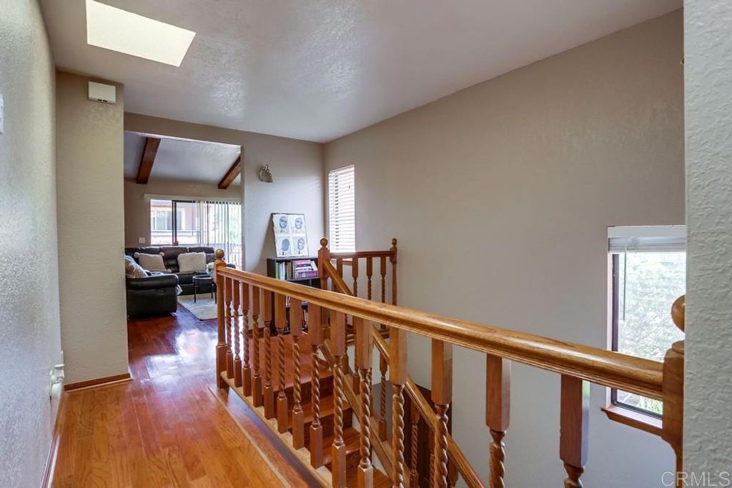 listing image 130725227757389881654