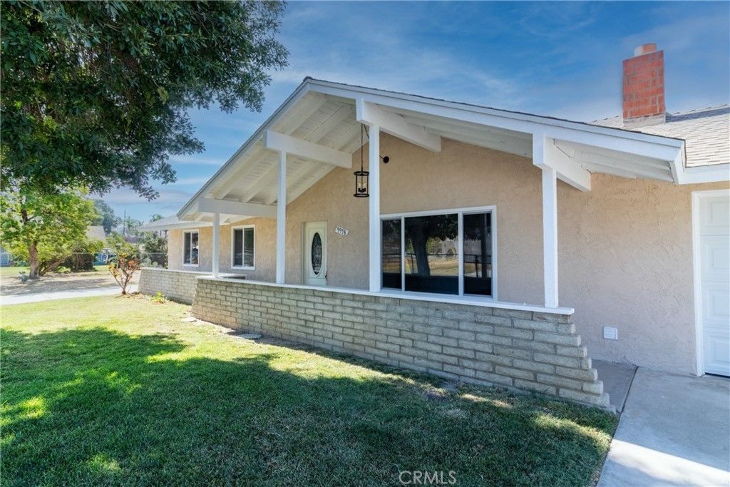 listing image 130722465932384834797