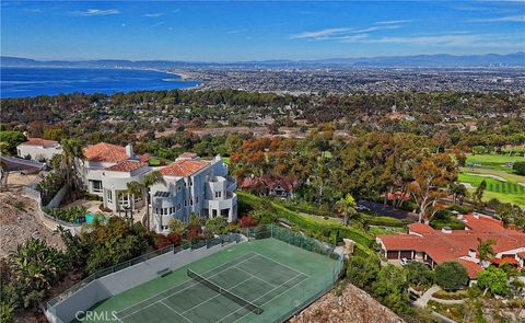 702 Via La Cuesta Palos Verdes Estates CA 90274