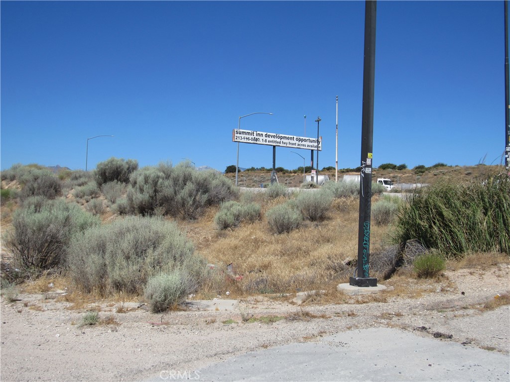 5940 Mariposa Road