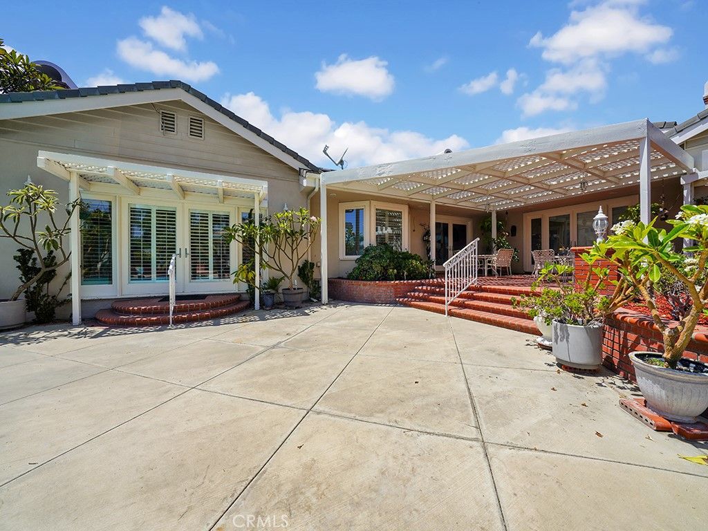 listing image 130724123997094713412