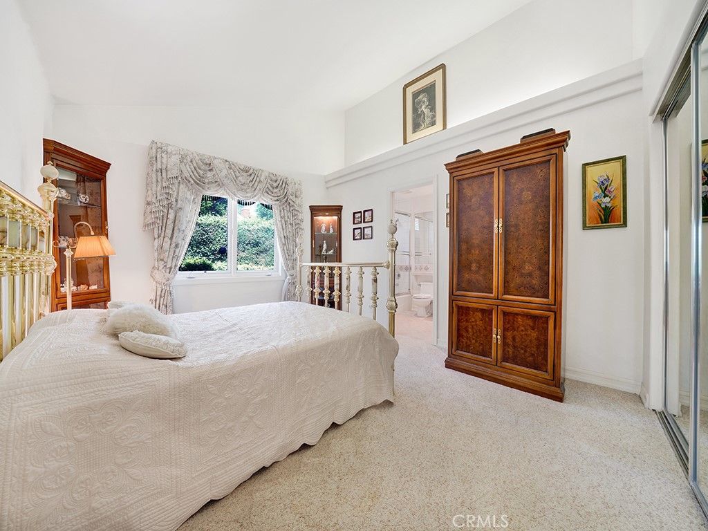 listing image 130726820918975733563