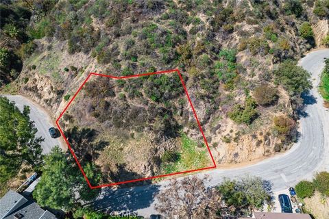 Photo of 2745 Kennington Drive, Glendale, CA 91206 (MLS # IV25062032)