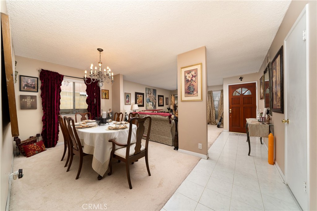 8421 Sandalwood Circle
