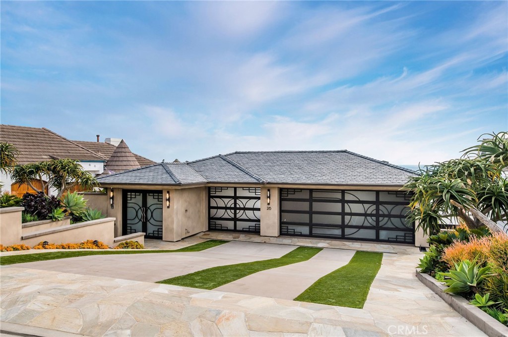 26 S La Senda Drive