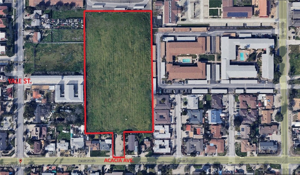 Multi-family residential property (Hemet R-3 Max 30 DU/AC), great potential for townhouses, condominium and/or residential. Excellent access to main street and infill location close to retail shopping and major commercial centers along Florida Avenue. Buyer to verify zoning and development requirements including utilities availability.