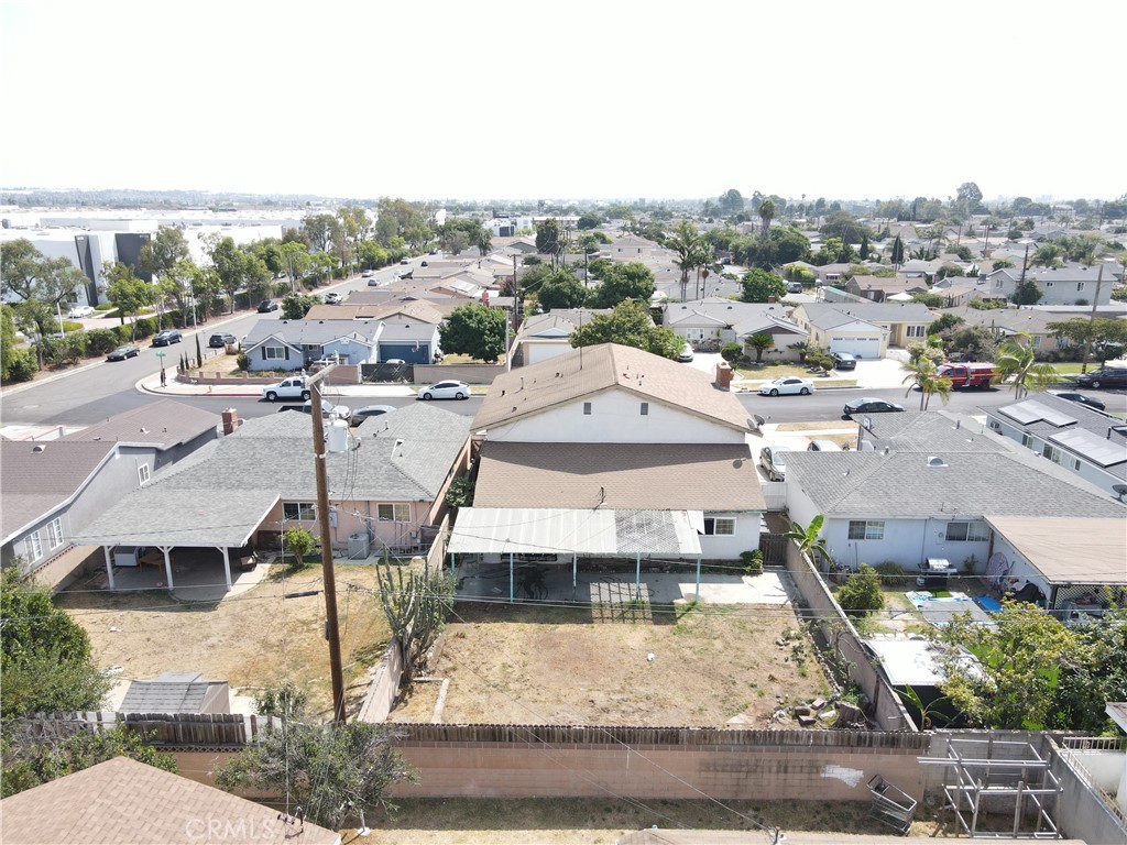 Photo 12 of 47 of 21219 Lynton Avenue house