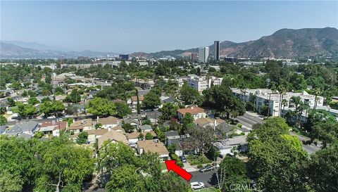 A home in Toluca Lake