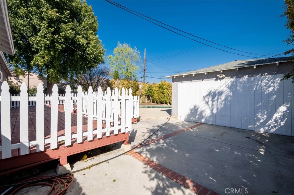 Photo 20 of 20 of 7708 Etiwanda Avenue house