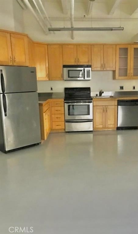 Photo 4 of 14 of 312 W 5th Street 4M condo