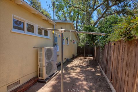 A home in La Crescenta