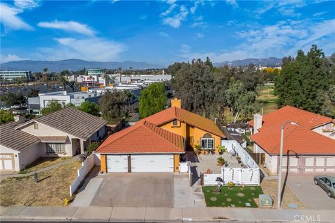 A home in Murrieta