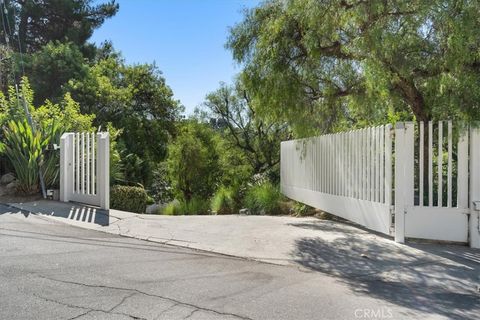 A home in Studio City