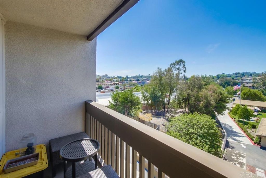 listing image 130725774575558803263