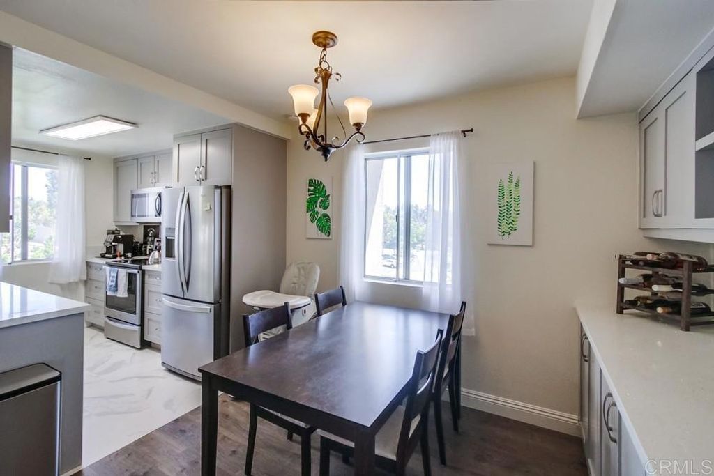 listing image 130725227858175390689