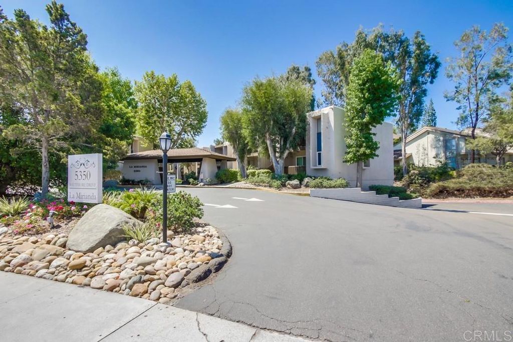 listing image 130724139573278292636
