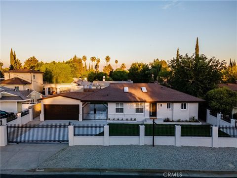 A home in Reseda