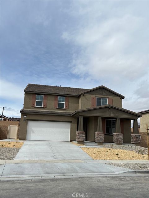 8814 Glencliff Avenue Hesperia CA 92345