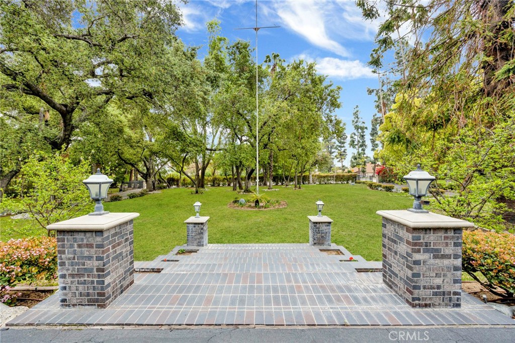 Properties 2 291 W Foothill Boulevard
