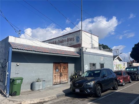 Photo of 121 W E Street, Wilmington, CA 90744 (MLS # PW24027650) Photo of 121 W E Street, Wilmington, CA 90744 (MLS # PW24027650)