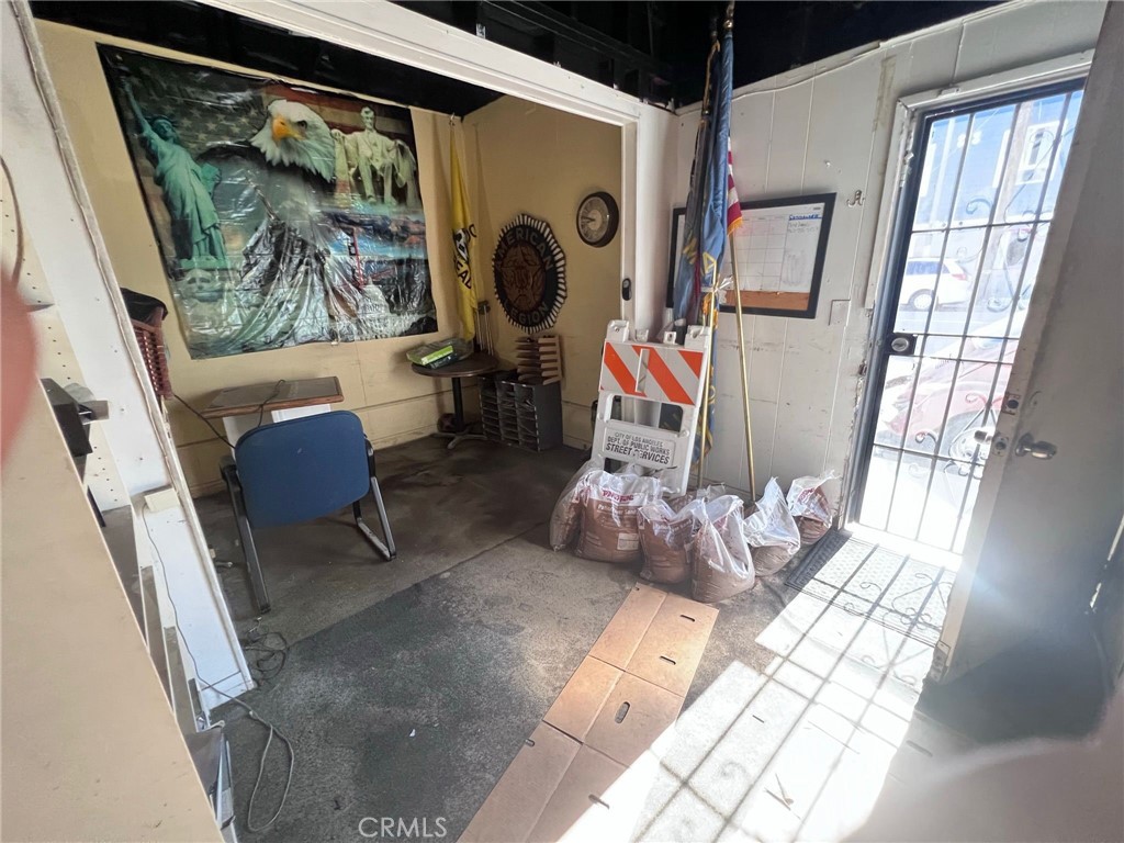 121 W E Street