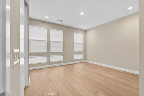 listing image 44