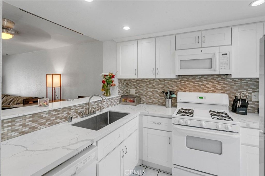 listing image 130723031602590568999