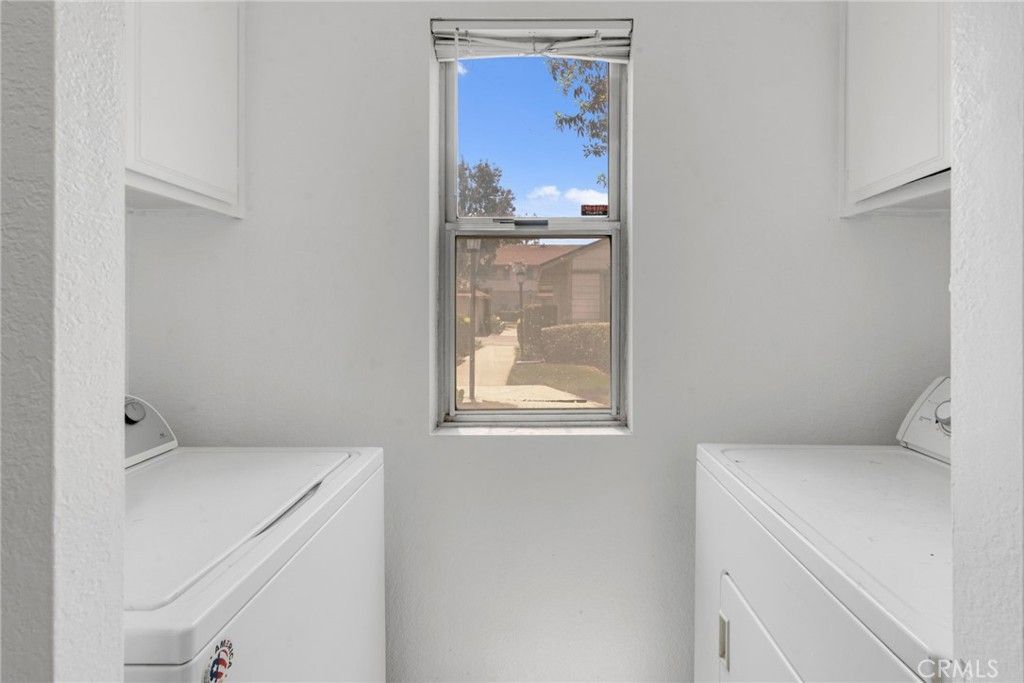 listing image 130722352585267024165