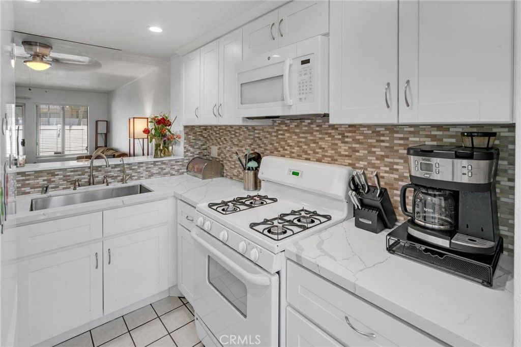 listing image 130729388628146017071