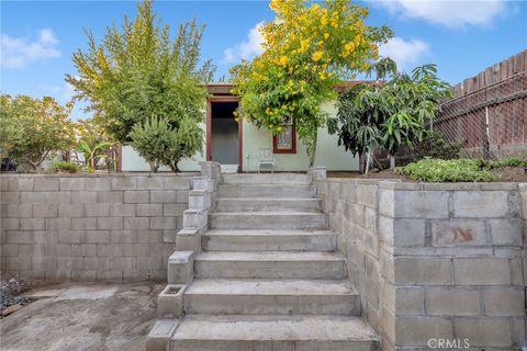 A home in San Fernando