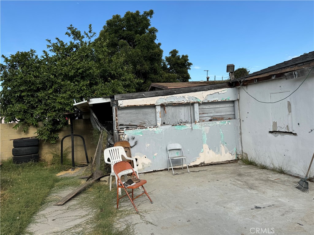 8225 2nd Street