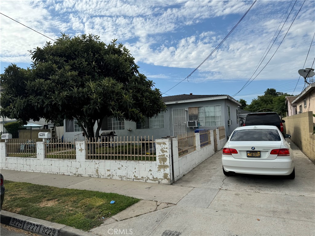 8225 2nd Street