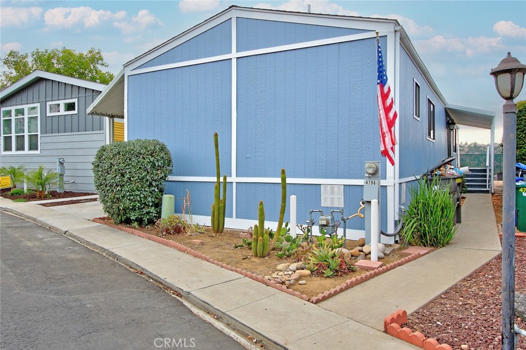 4796 1/2 Old Cliffs Road