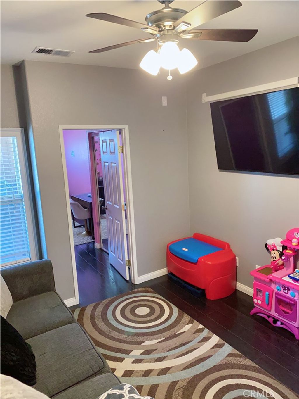 listing image 130724507053396049362