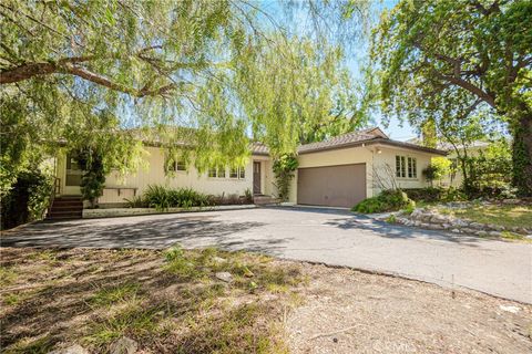 Photo of 20 Sorrel Lane, Rolling Hills Estates, CA 90274 (MLS # PV23146194)