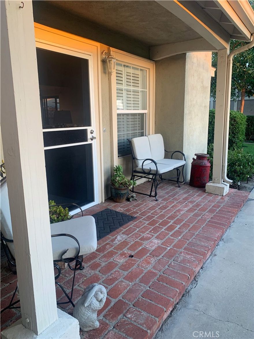 *SOLD BEFORE PROCESSING* Great single level 3/2 condo in The Gables, Huntingon Harbour area gated community. Beautifully upgraded with wood flooring throughout, remodeled kitchen and bathrooms, dual pane windows throughout with shutters. Large, sunny private patio with brick planters off the kitchen.