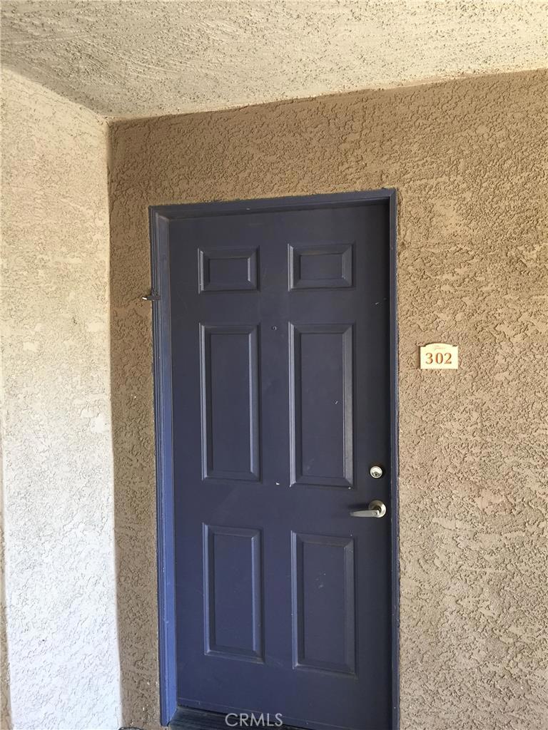 Beautiful updated condo with cathedral ceilings. The floor plan encompasses a master bedroom with en suite and walk in closet. Patio off each bedroom with tile flooring. Two fully updated baths with granite-top sinks. Updated kitchen with granite countertops, and stainless steel appliances. Indoor laundry. Washer and dryer, refrigerator, microwave, and dishwasher are all part of the sale. Turnkey move-in ready.
2 bedrooms, 2 full baths, 2 car garage. 1 permanent outside parking space, 1 permitted parking space 3 days per week. Not FHA approved.