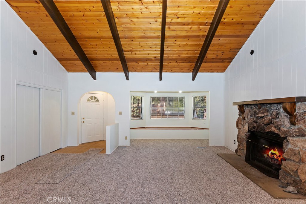 1721 Sparrow Road