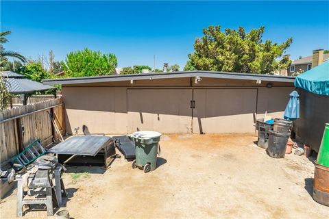 A home in Lemoore