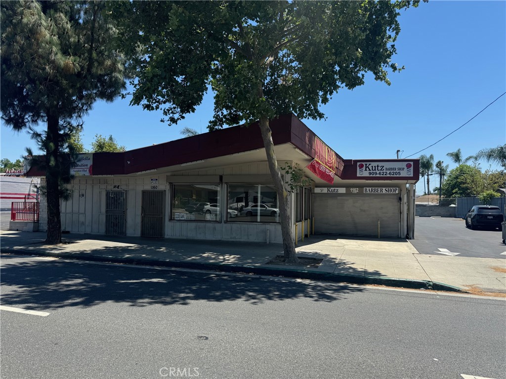 Available for lease is a versatile, free-standing commercial unit comprising approximately 1,259+/- square feet. Strategically suited for retail, office space, or a small gym, this property boasts a prime location near the County of Los Angeles Superior Courthouse, Civic Center, City Hall, and City Library, as well as the Police Department.
Recently remodeled with new paint, ceiling tiles, and modern vinyl flooring, this space is turnkey for retail, office, or a small gym. The upgraded amenities remodeled bathroom includes a brand-new toilet and hand sink.
The unit features prominent signage opportunities on the building façade, ample window space ensuring excellent visibility and exposure along a major commuter route. Convenient street (city approve green curve allows constant move of vehicles) and rear private parking accommodate both customers and employees.
Surrounded by a bustling mix of commercial and residential areas, neighboring businesses contribute to a steady flow of pedestrian traffic. The location is highly accessible, with easy freeway access to I-10, I-71, I-57, I-210, and I-60, making it exceptionally convenient for clientele and commuting staff alike.
Lease asking price is $2,500 including NNN.
